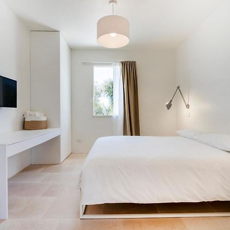 Trulli Cicerali , Trulli Design Con Piscina Panoramica Ostuni Exterior foto