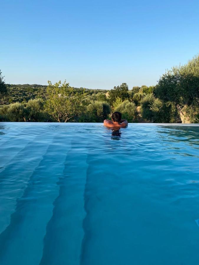 Trulli Cicerali , Trulli Design Con Piscina Panoramica Ostuni Exterior foto