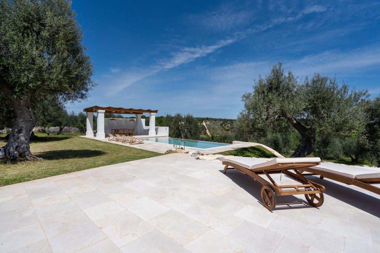 Trulli Cicerali , Trulli Design Con Piscina Panoramica Ostuni Exterior foto