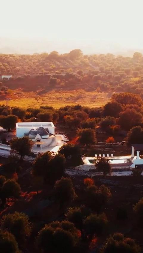 Trulli Cicerali , Trulli Design Con Piscina Panoramica Ostuni Exterior foto